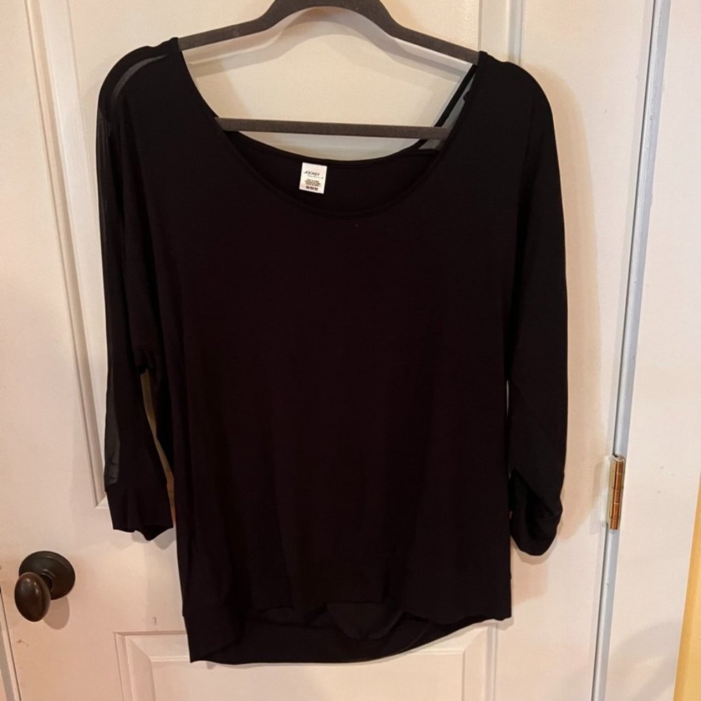 Jockey Person to Person M Black Top